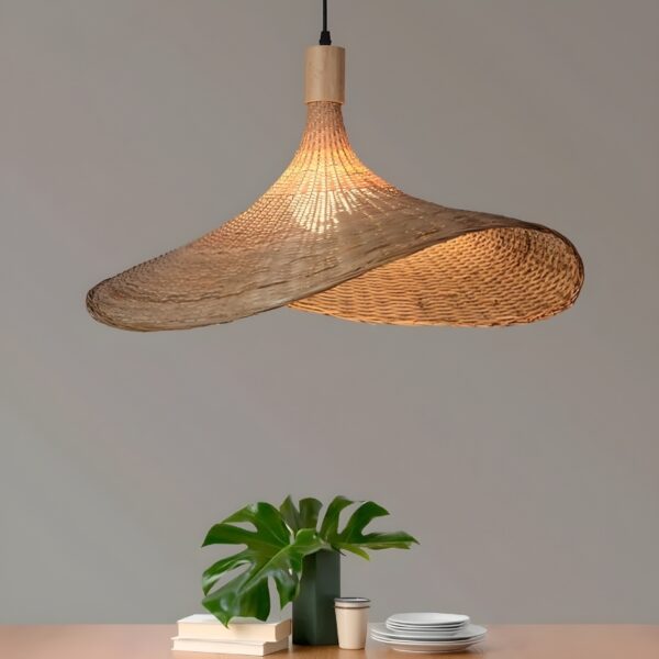 Plafonnier-Lustre_en_bambou_de_style_chinois_2
