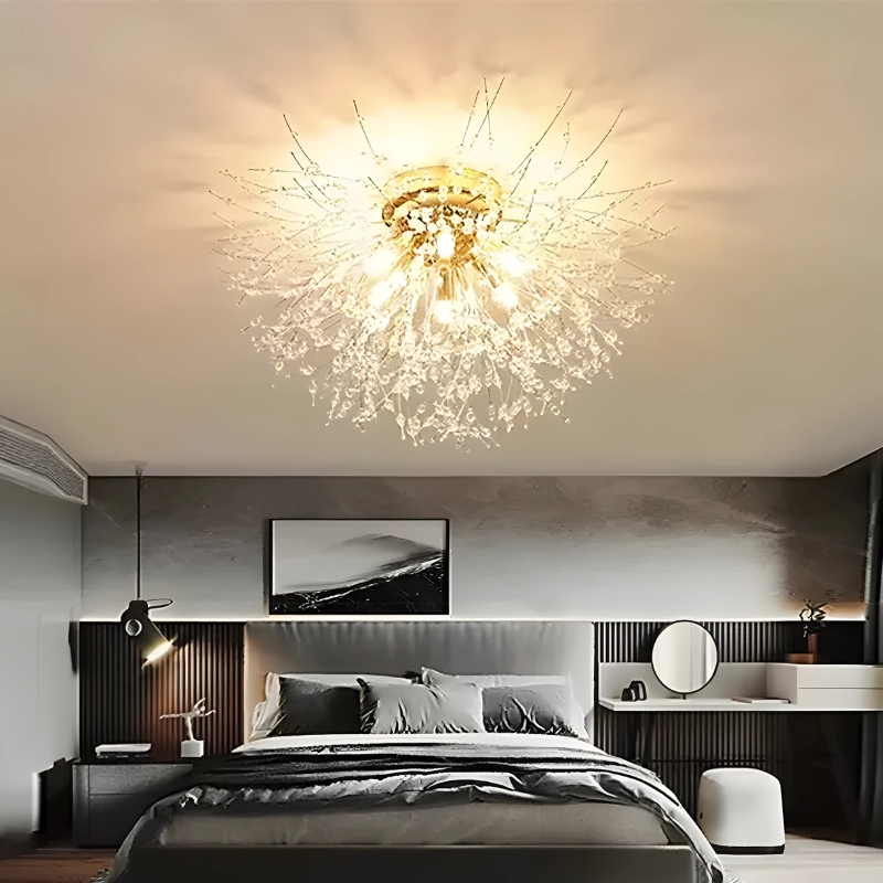 Plafonnier-lustre à branches en cristal au style moderne