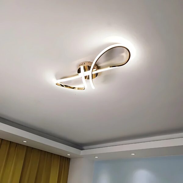 Plafonnier moderne ondulé au design organique torsadée
